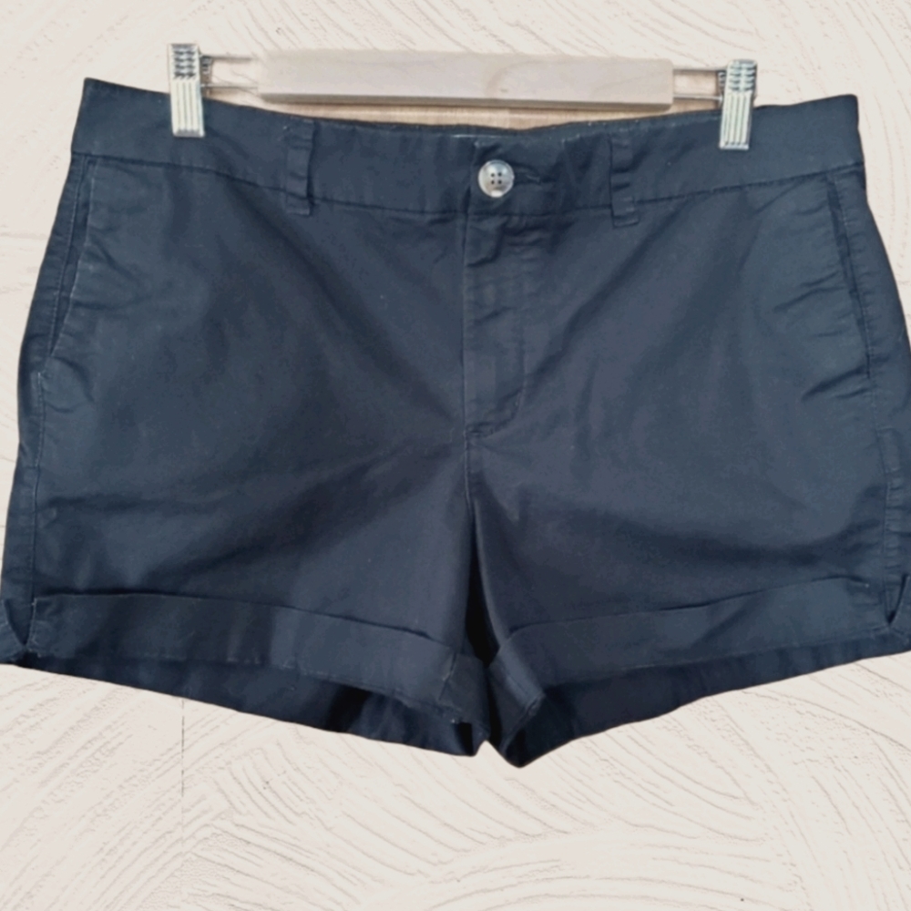 Old Navy Black Everyday Shorts size 12 5" inseam